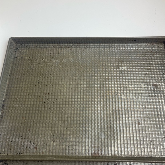 Ovenex Baking Sheets - Picture 2 of 5